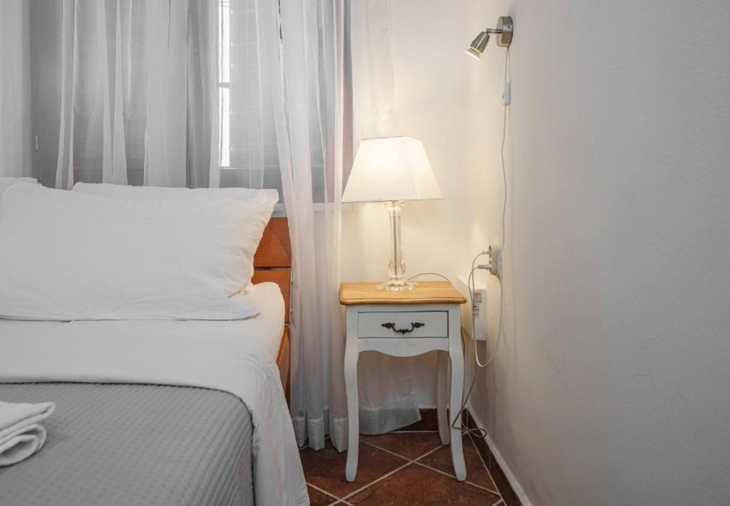Heritage Residence In Center With Pool- Apartments Βόντιτσε Εξωτερικό φωτογραφία