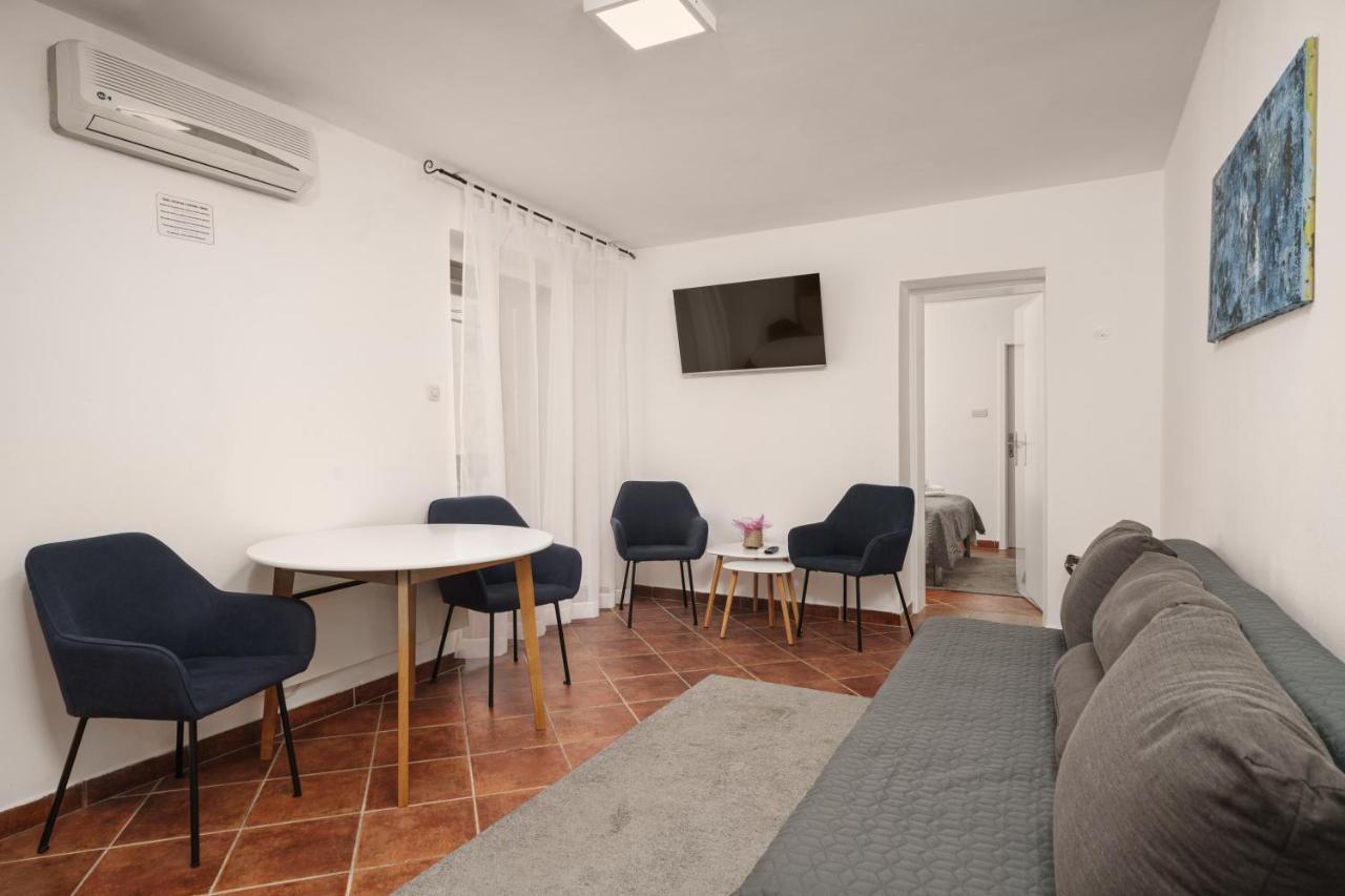 Heritage Residence In Center With Pool- Apartments Βόντιτσε Εξωτερικό φωτογραφία
